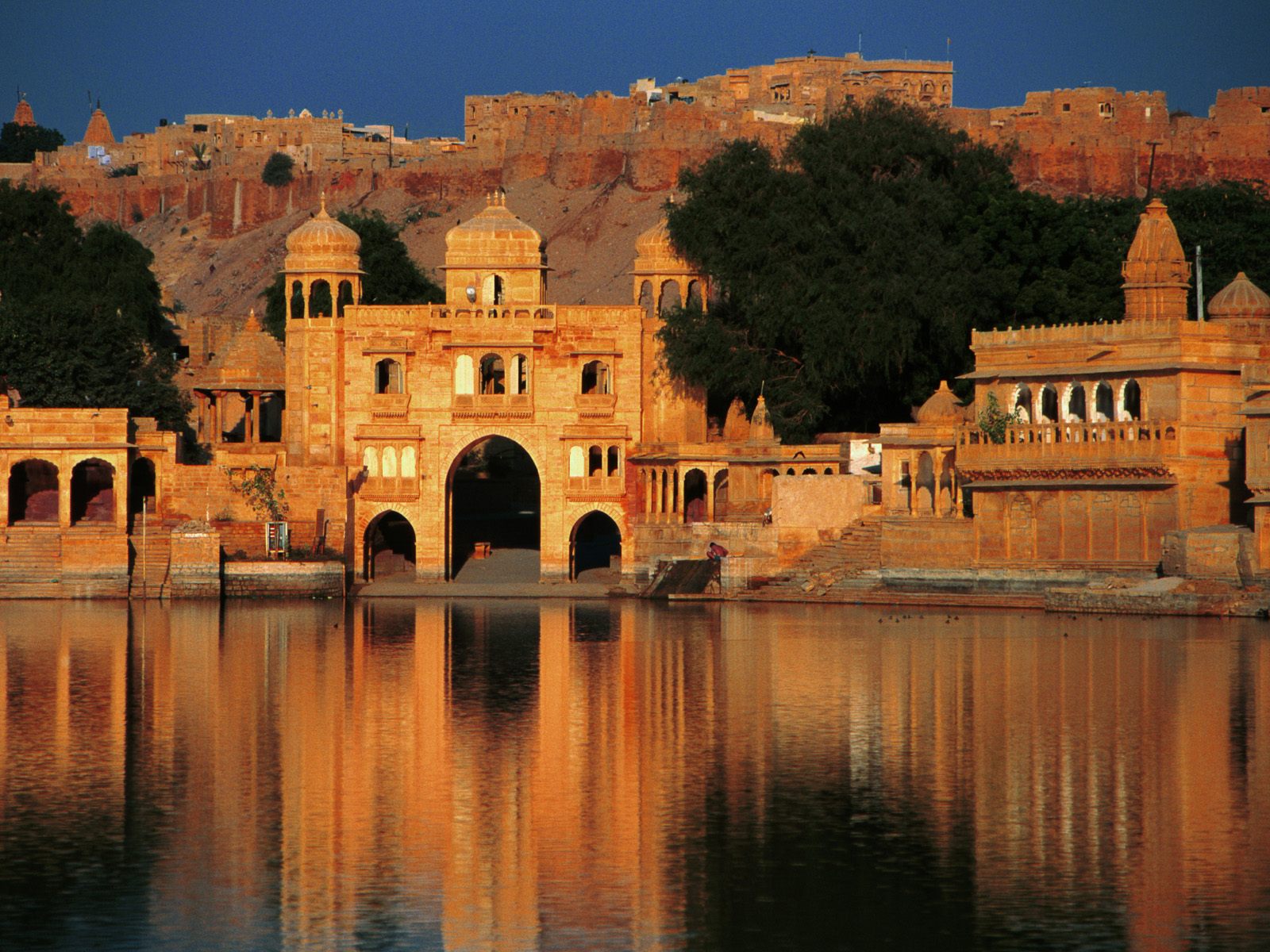 Gadi-Sagar-Temple-Jaisalmer-Rajasthan-India