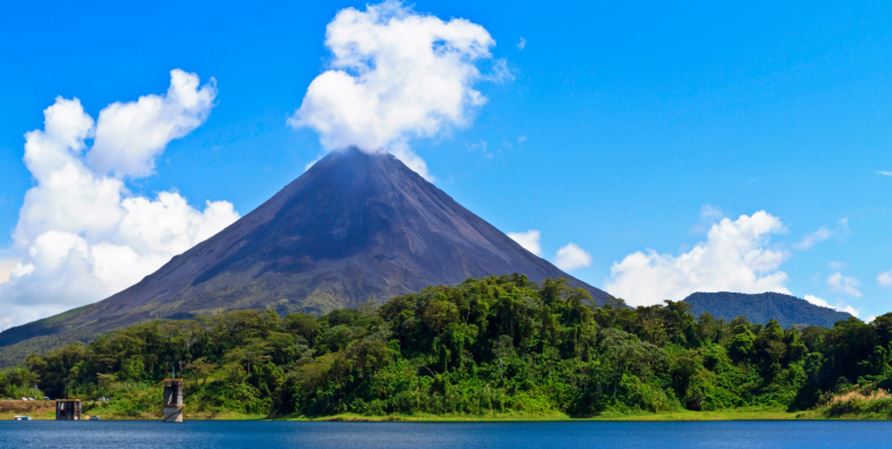  Arenal Volcano